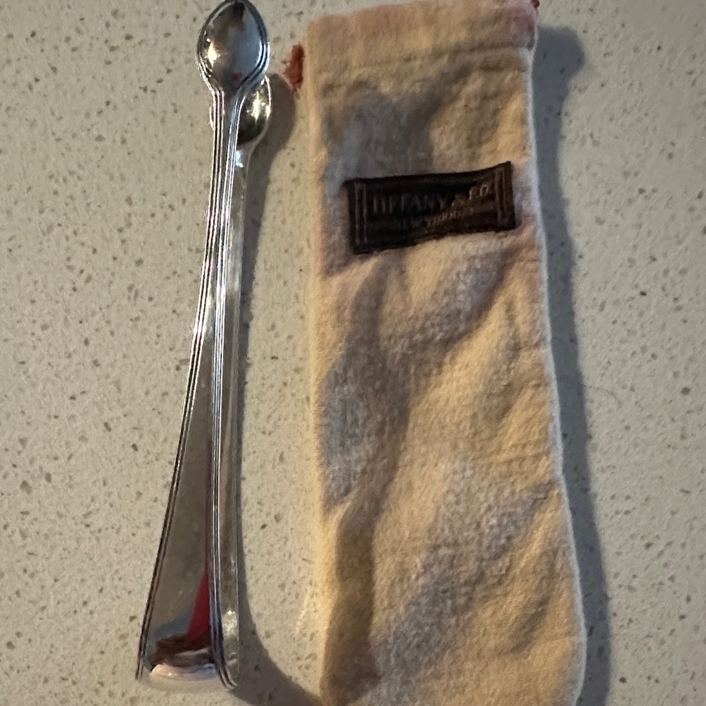 Tiffany & Co. Classic Silver Serving Tongs - Picture 2 of 2